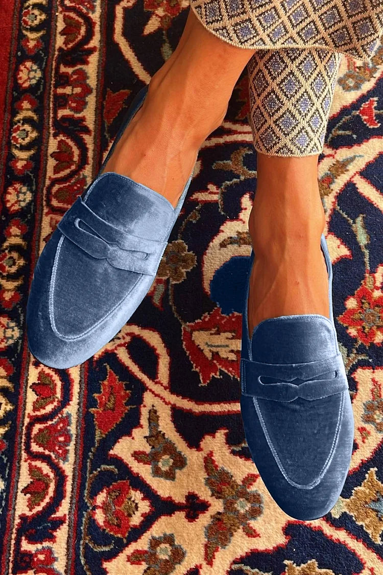 Mabel - Classic Velvet Loafer