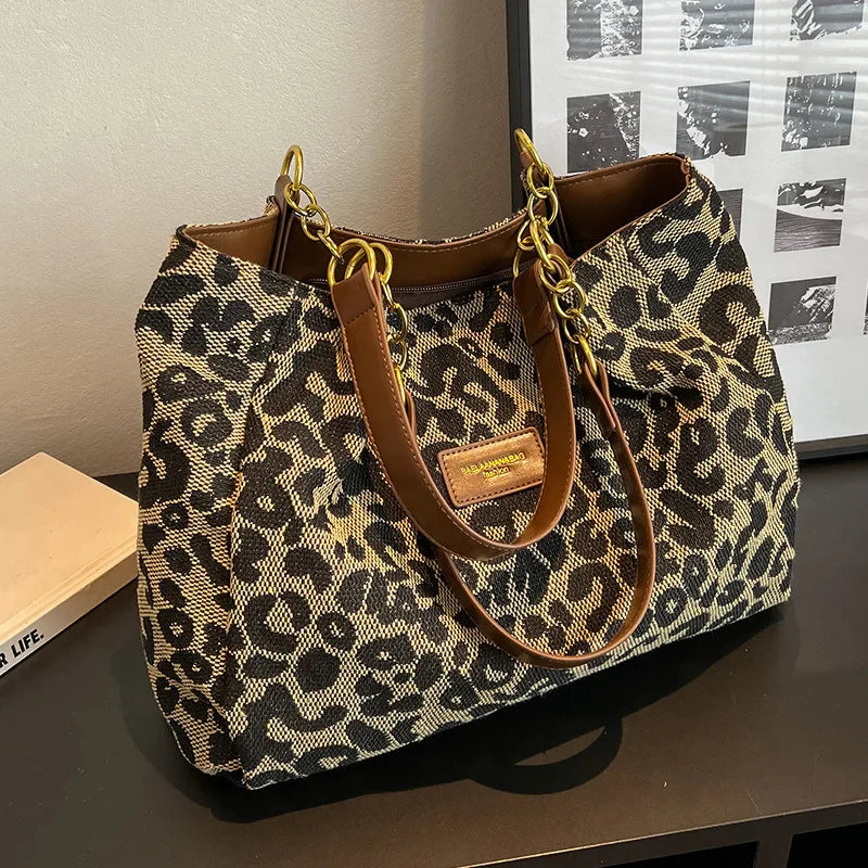 Selene - Chic Leopard Print Tote Bag