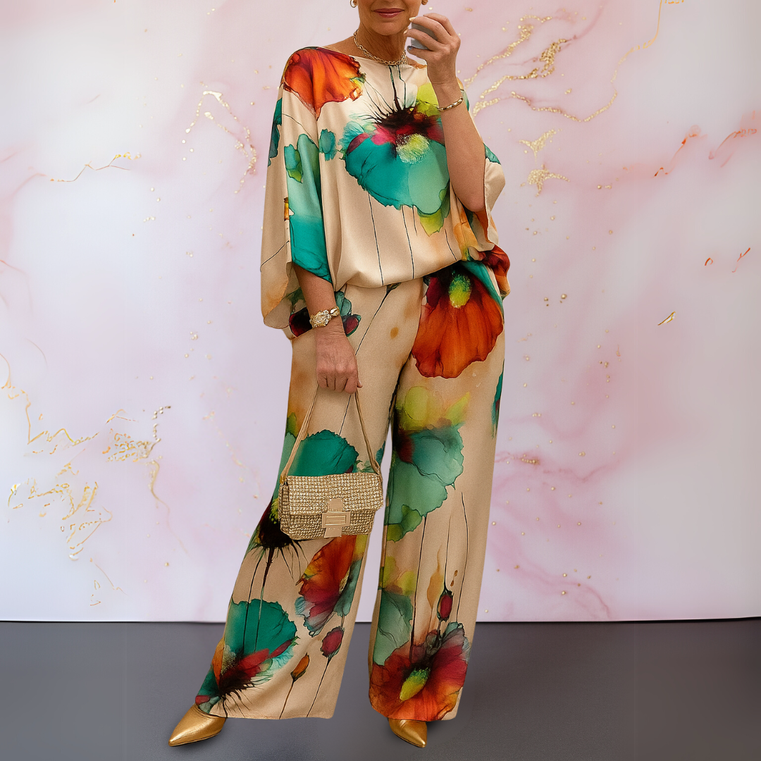 Moniek - Statement Two-Piece Women’s Set