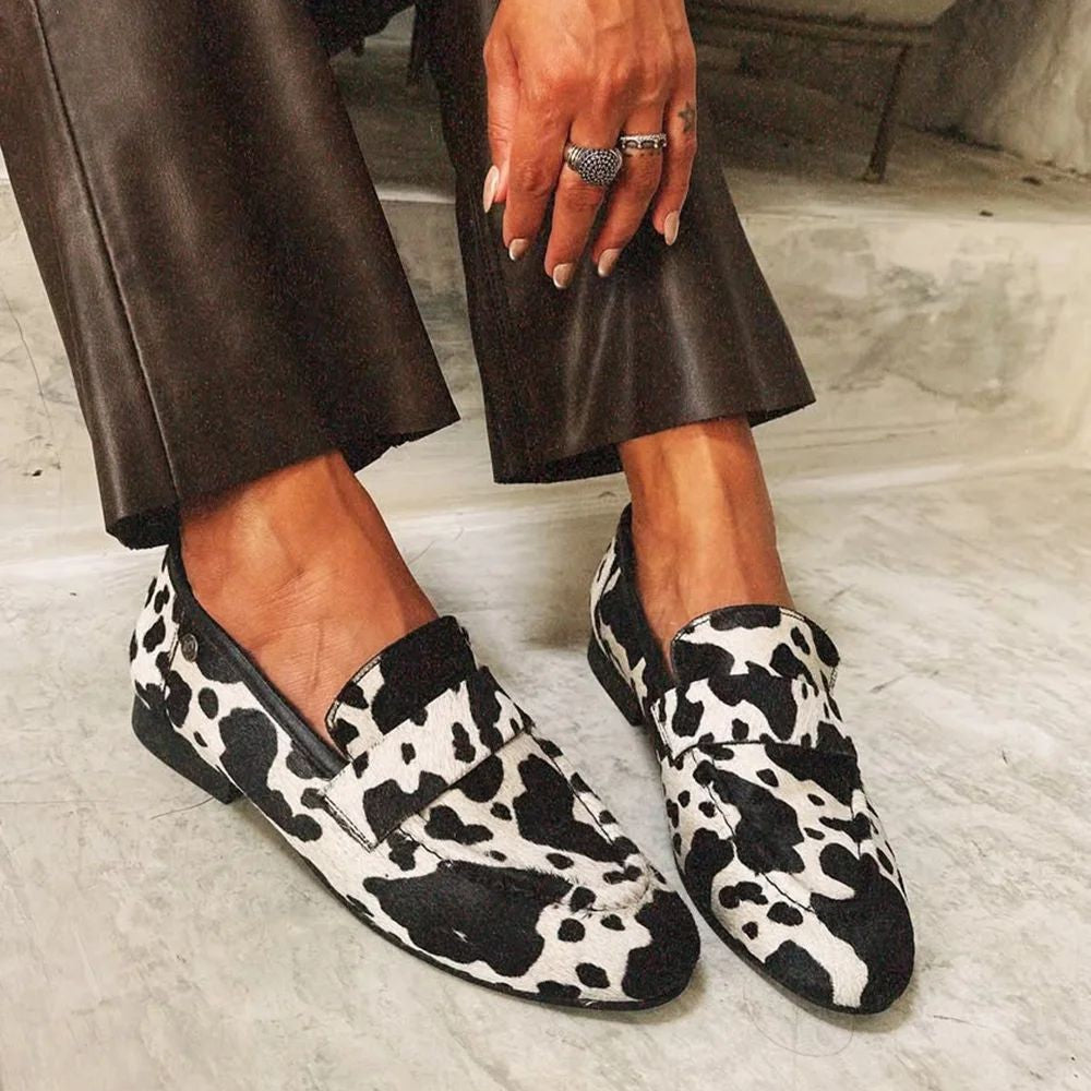 Bobbie - Elegant Animal Print Loafers