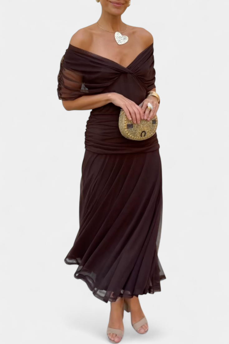Alondra – Elegant Formal Dress with Off-Shoulder Design
