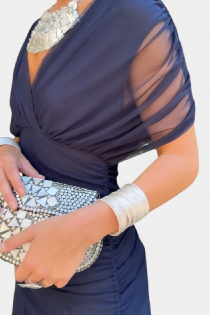 Alondra – Elegant Formal Dress with Off-Shoulder Design