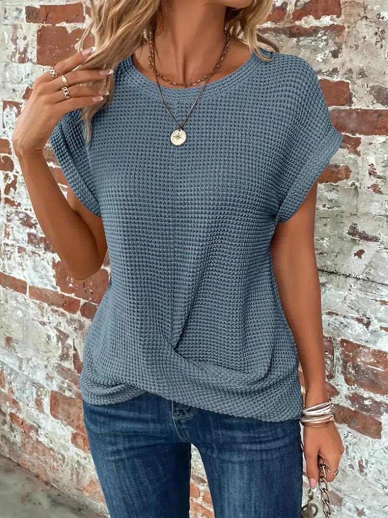 Sophie - The Sweetheart Round Neck T-Shirt