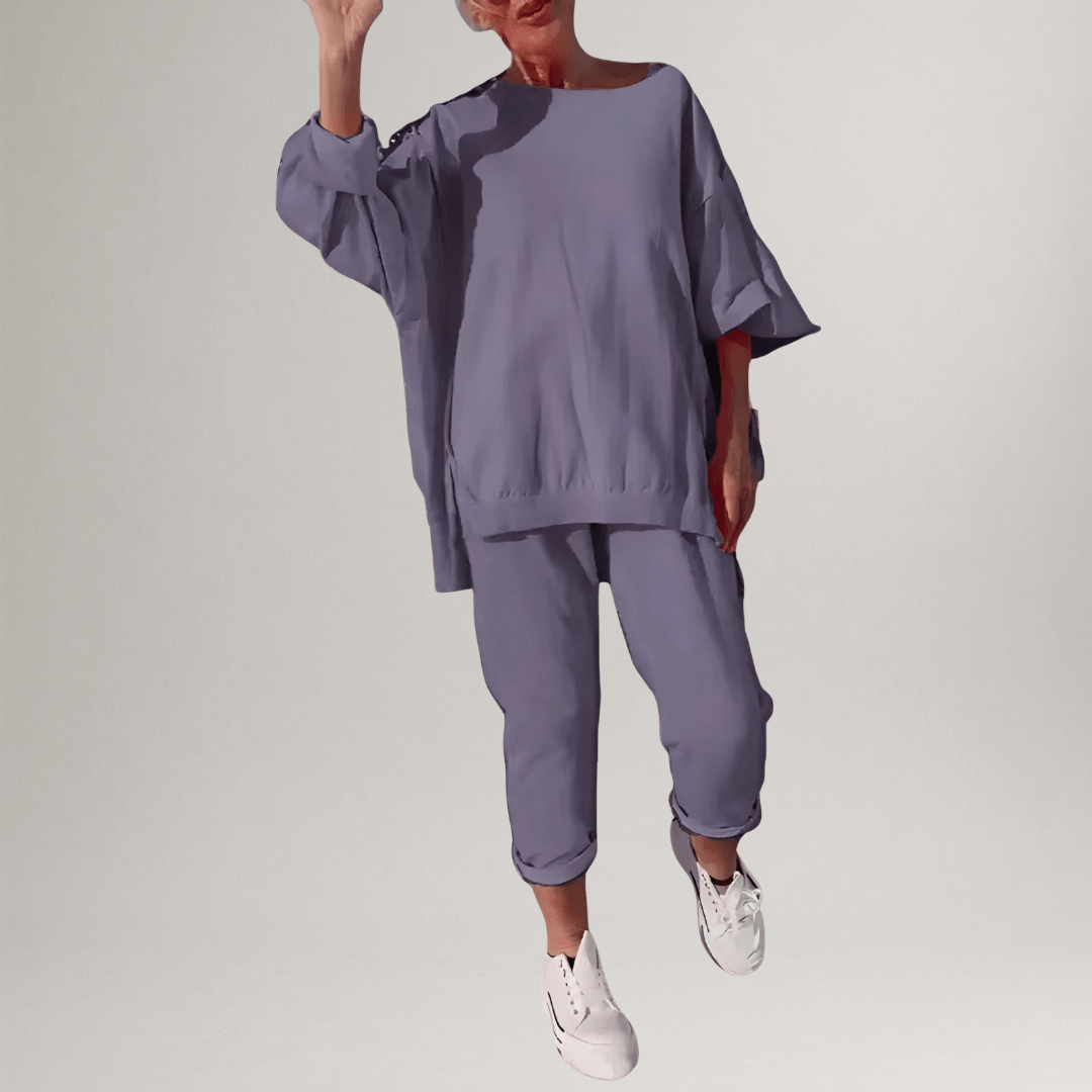 Gianna – Women’s Two-Piece Relaxed Loungewear Set