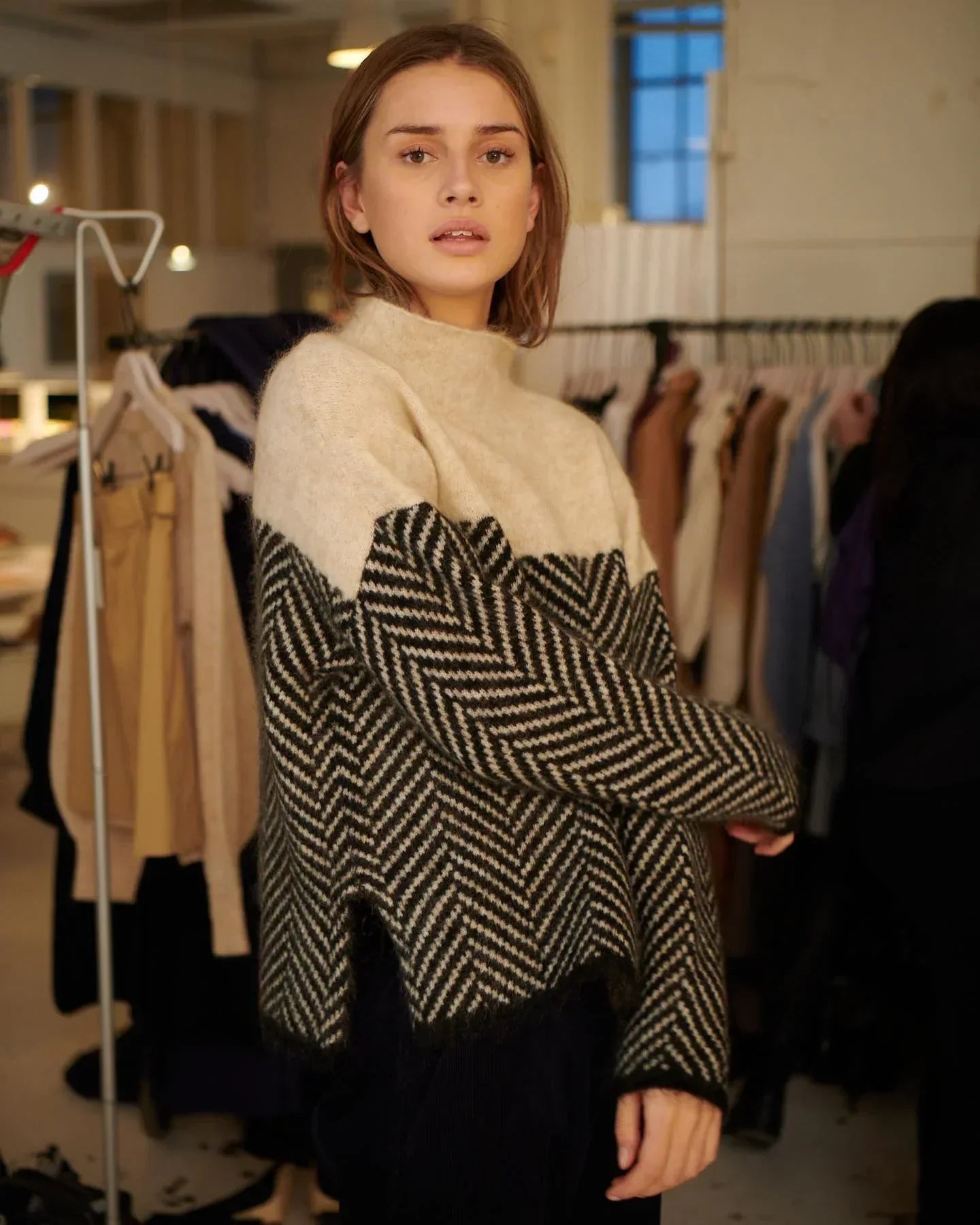Adelie – Two-Tone Patterned Sweater