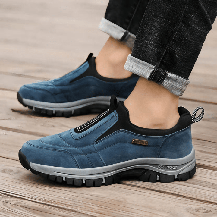 Zooma Men’s Slip-On Hiking Shoes