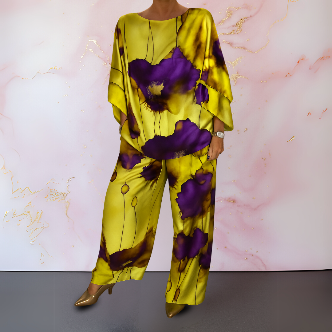 Moniek - Statement Two-Piece Women’s Set