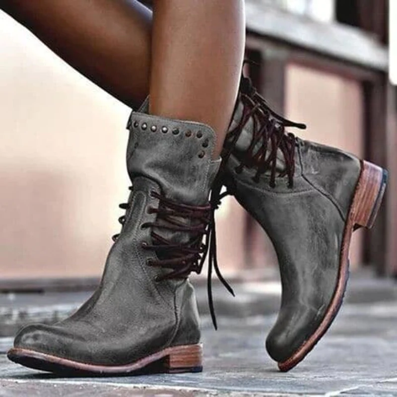 Caithlyn - Vintage Lace-Up Boots