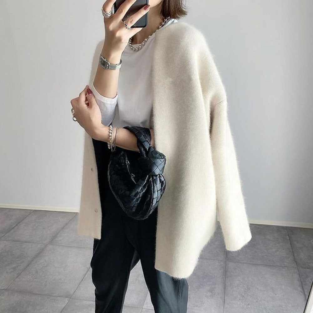 Noelle - Minimalist Button Cardigan