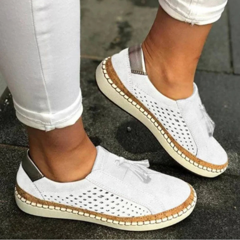 Amara - Lightweight Supportive Perforated Flats