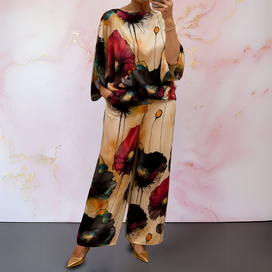 Moniek - Statement Two-Piece Women’s Set