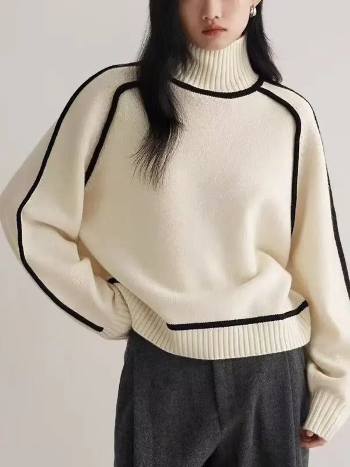 Donna - Elegant Turtleneck Sweater