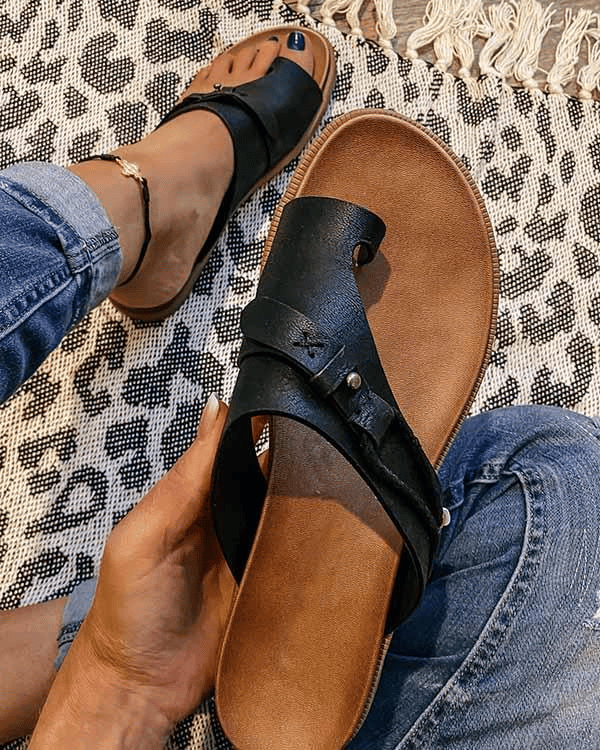 Delia Women’s Slip-On Toe Ring Sandals