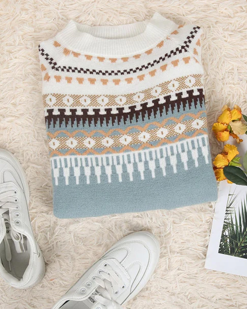Laura - Nordic Chic Sweater