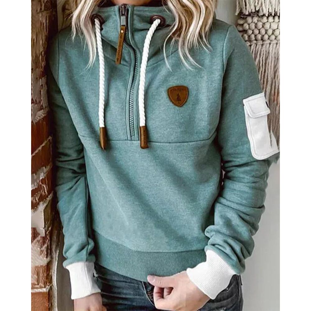 Delaney – Relaxed Fit Hoodie with High Neckline