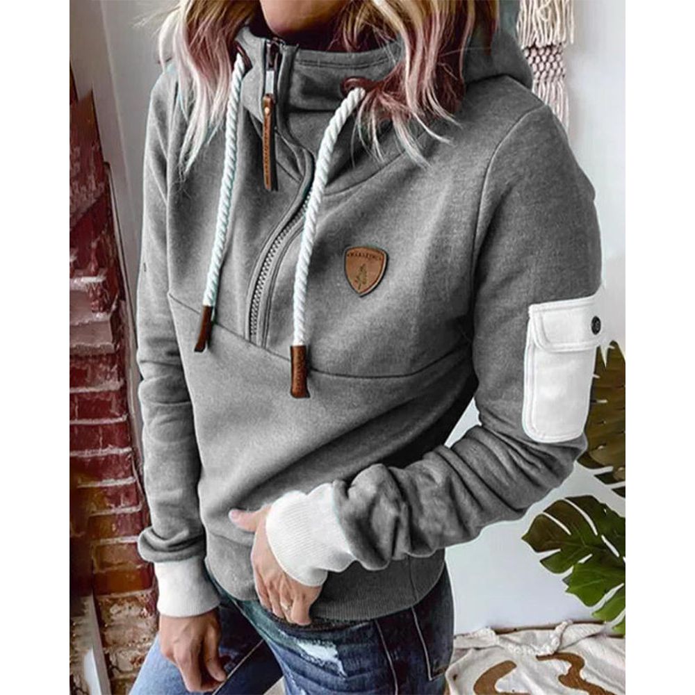 Delaney – Relaxed Fit Hoodie with High Neckline