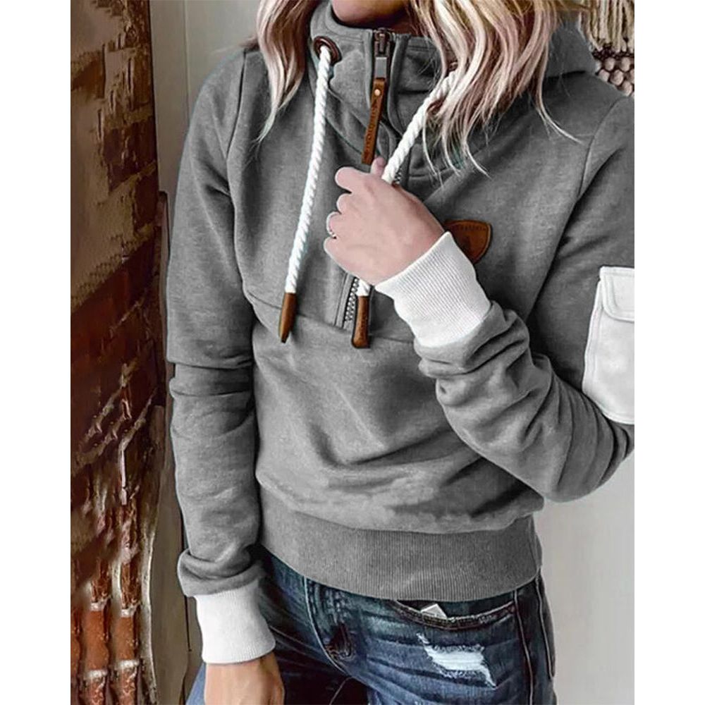 Delaney – Relaxed Fit Hoodie with High Neckline