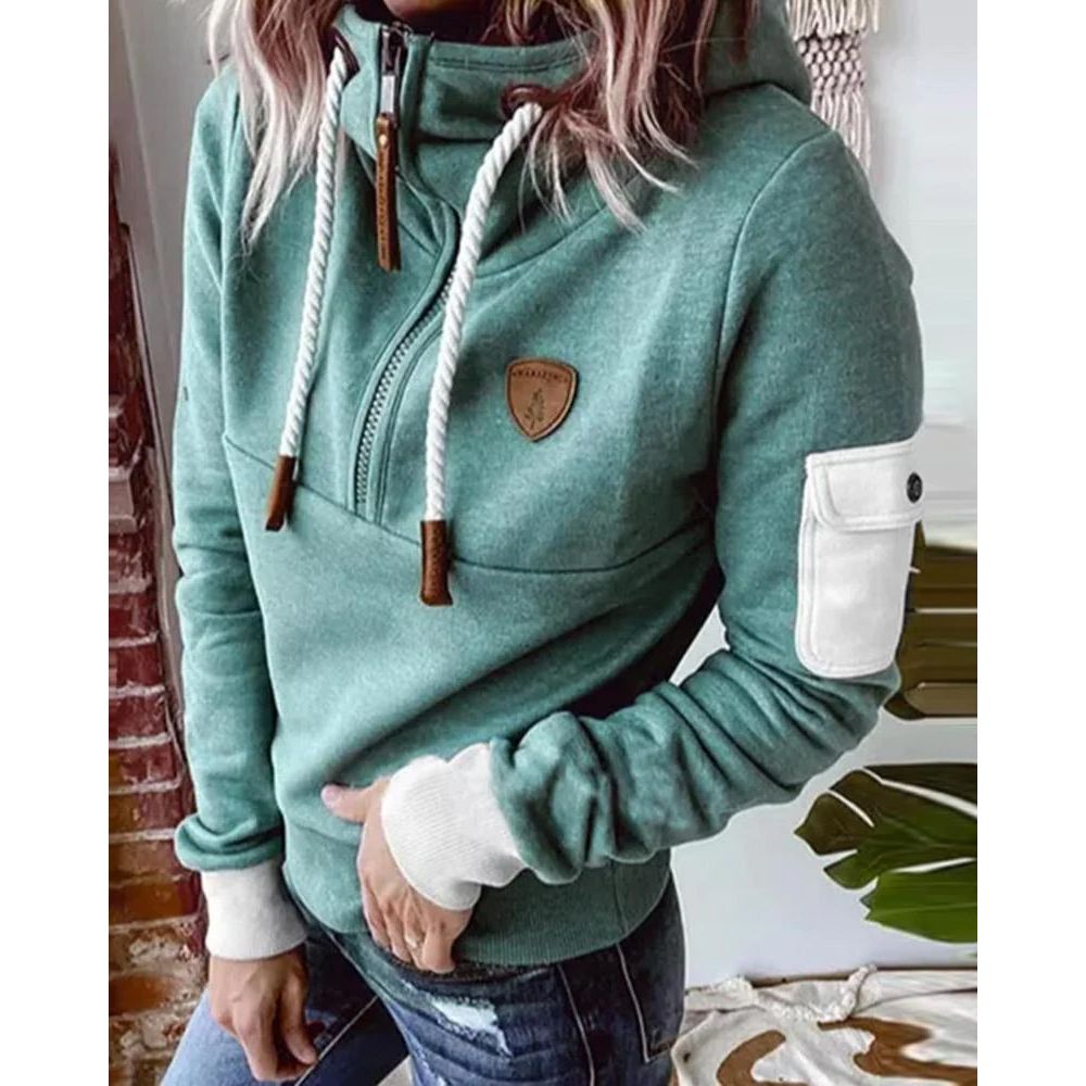 Delaney – Relaxed Fit Hoodie with High Neckline