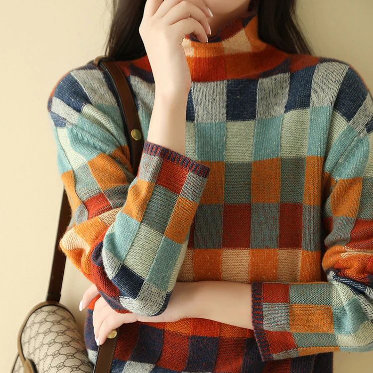 Isla  - Cozy Retro Sweater